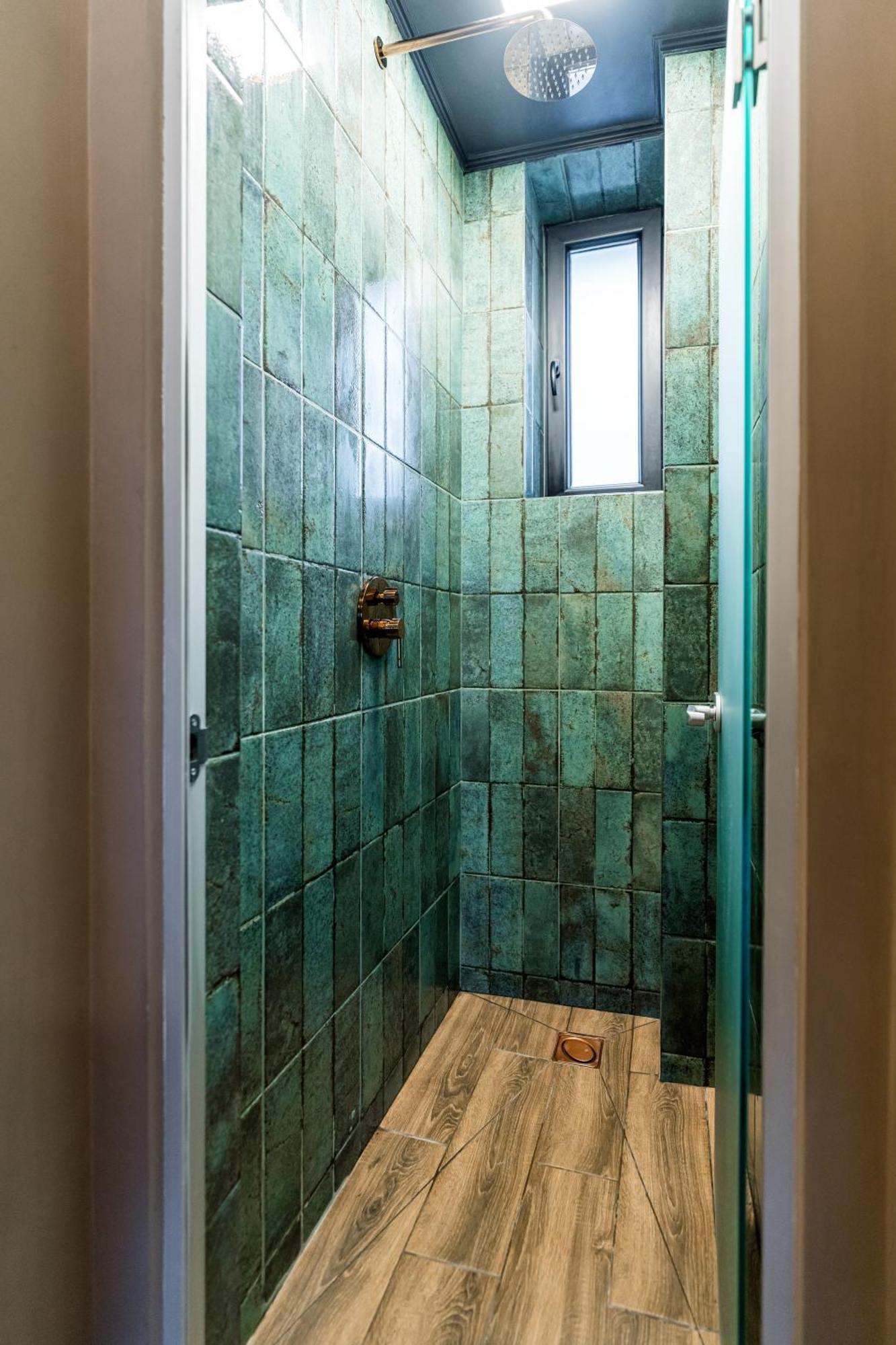 Downtown Calea Victoriei 100 Jacuzzi&sauna&bathtub Apartment *