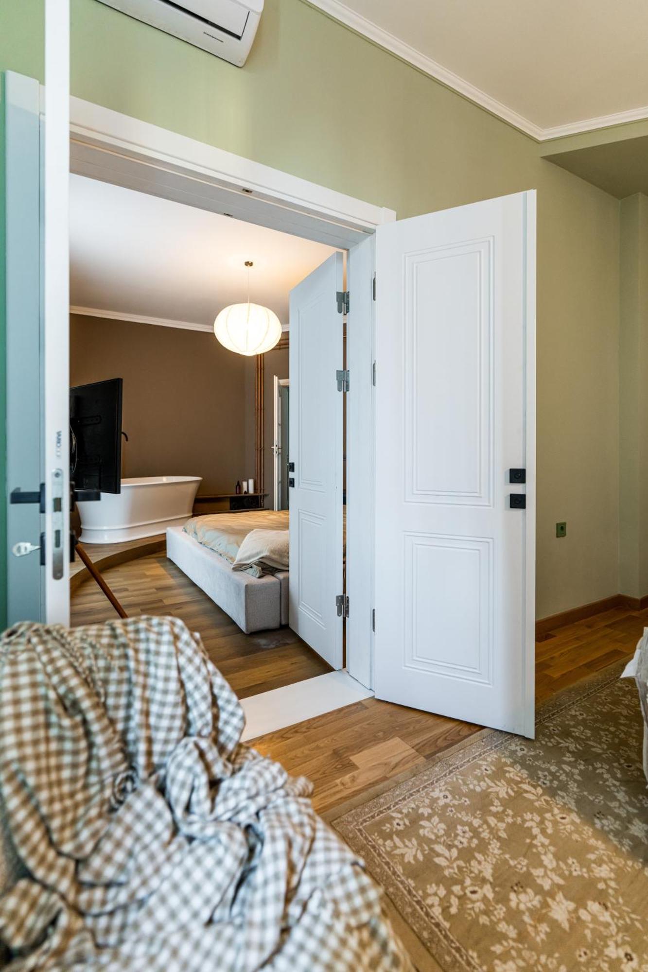 Apartment Downtown Calea Victoriei 100 Jacuzzi&sauna&bathtub *